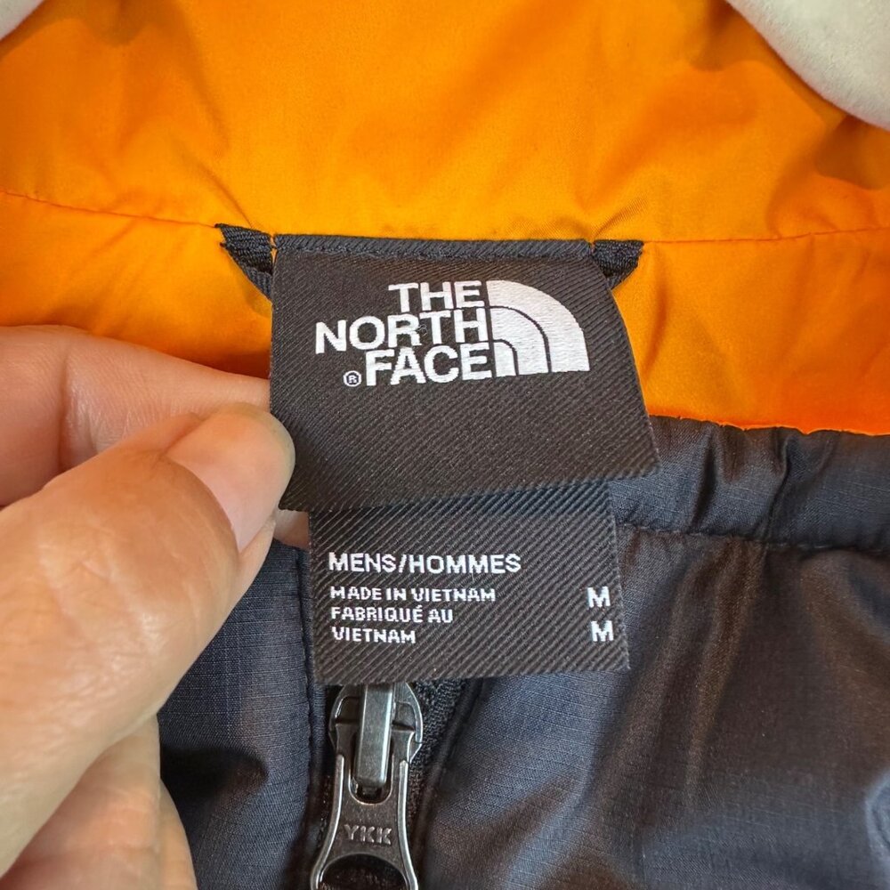 The North Face Orange Black Puffer Vest Mens M Zip Outdoor Gorpcore - Picture 2 of 12